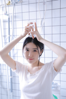 长篇放荡的艳妇办公室视频